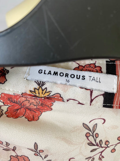Glamorous Tall - 16 cream floral long A line shirt blouse