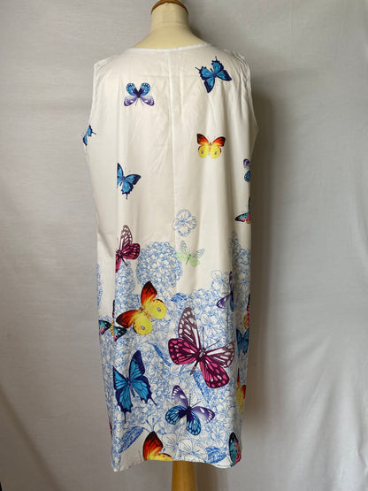 Unbranded - XL white butterfly print summer dress coverup