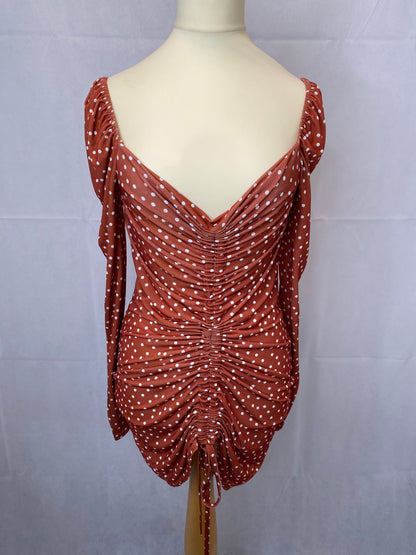 Pretty little thing - M/10 - brown spotty rushed front mini dress