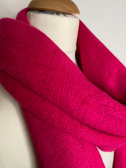 No brand - pink knit long tasseled scarf