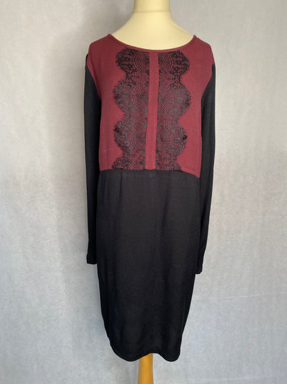 Marks & Spencer - XXL/16 - Black Burgundy lace panel front midi shift dress